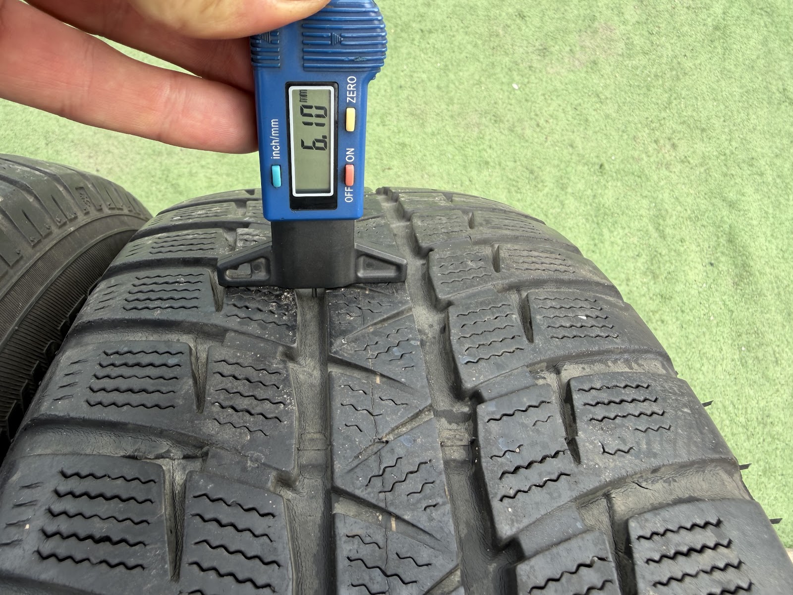 Falken 225/65 R17 - Image 4