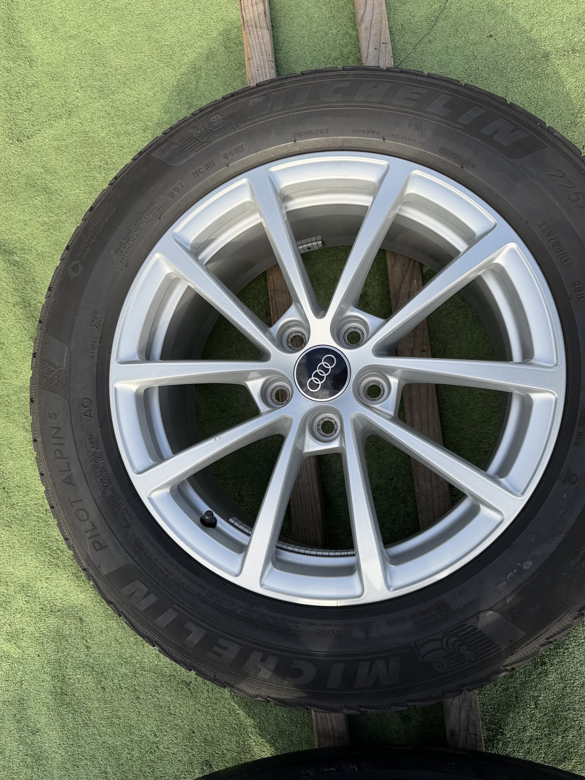 Michelin 225/60 R17 - Image 9