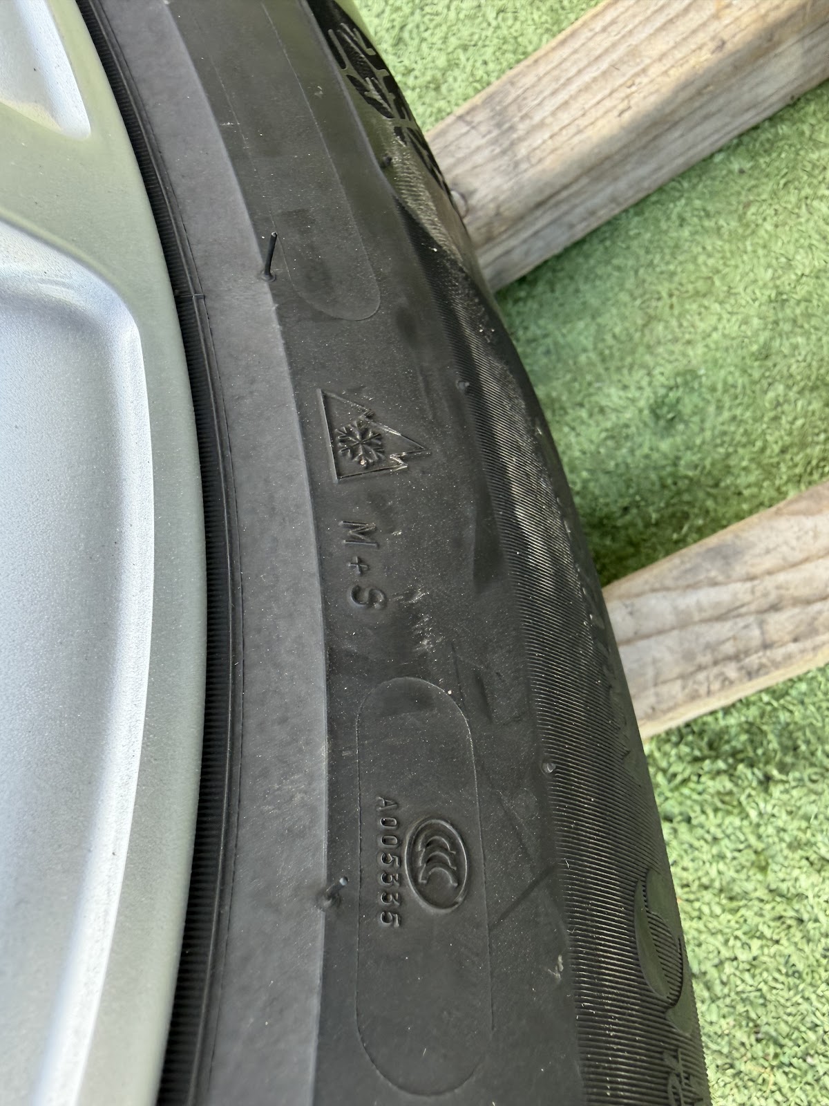 Michelin 225/60 R17 - Image 8