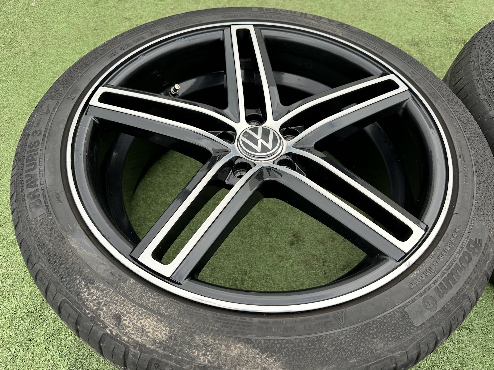 Volkswagen VOKISKI - 8,5J, ET45 - Image 4