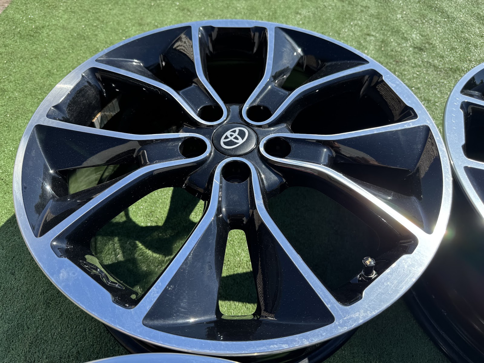 Toyota ORGINALUS - 8J, ET55 - Image 5