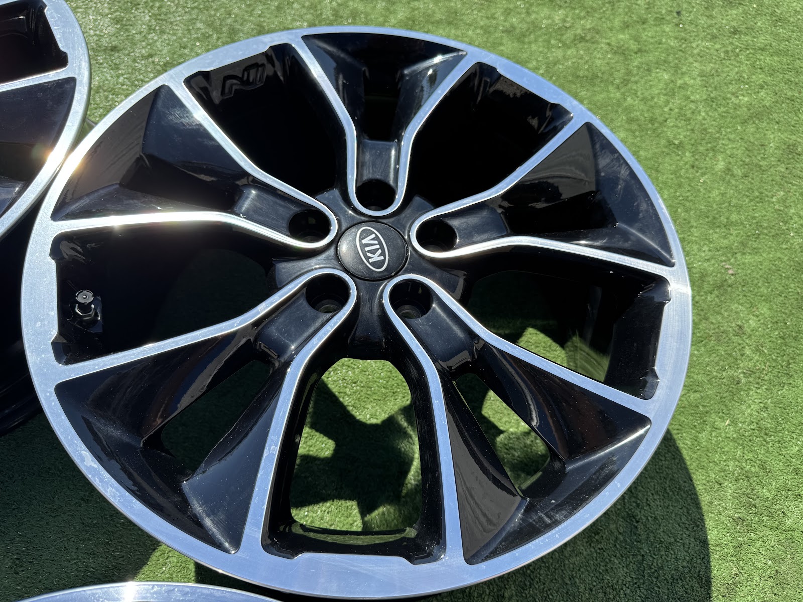 KIA ORGINALUS - 8J, ET55 - Image 4