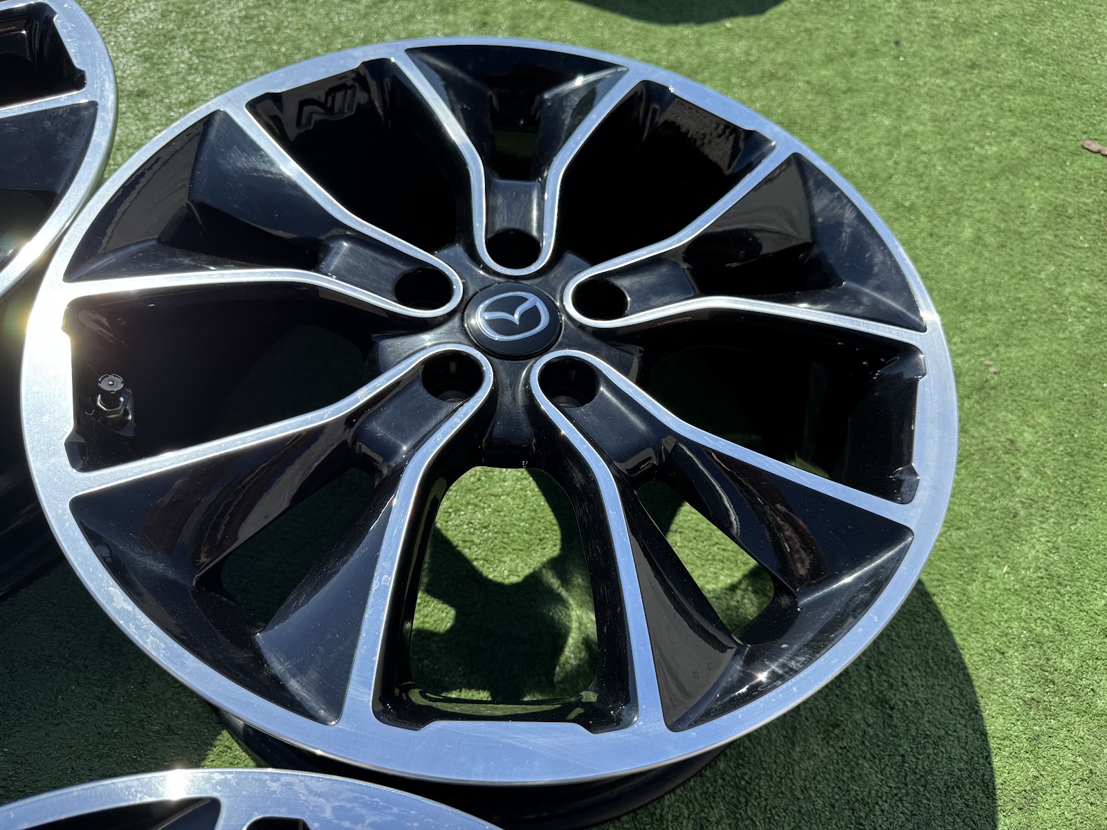 Mazda ORGINALUS - 8J, ET55 - Image 4