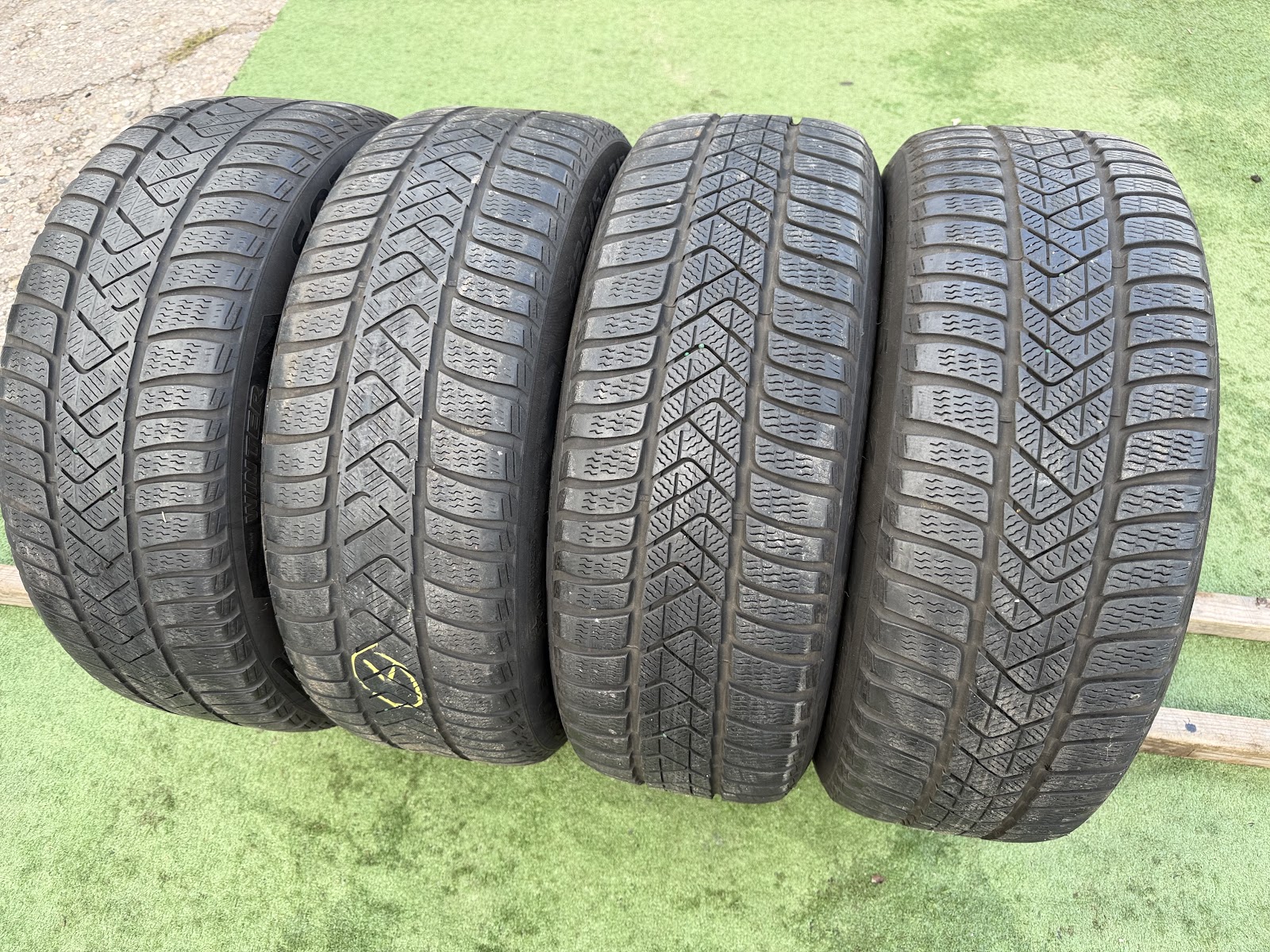 Pirelli 225/55 R17