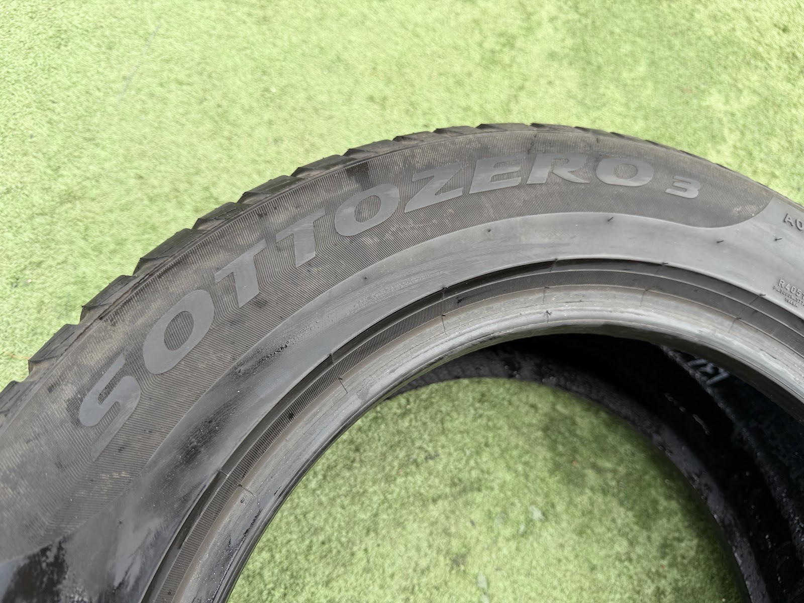 Pirelli 225/60 R17 - Image 8
