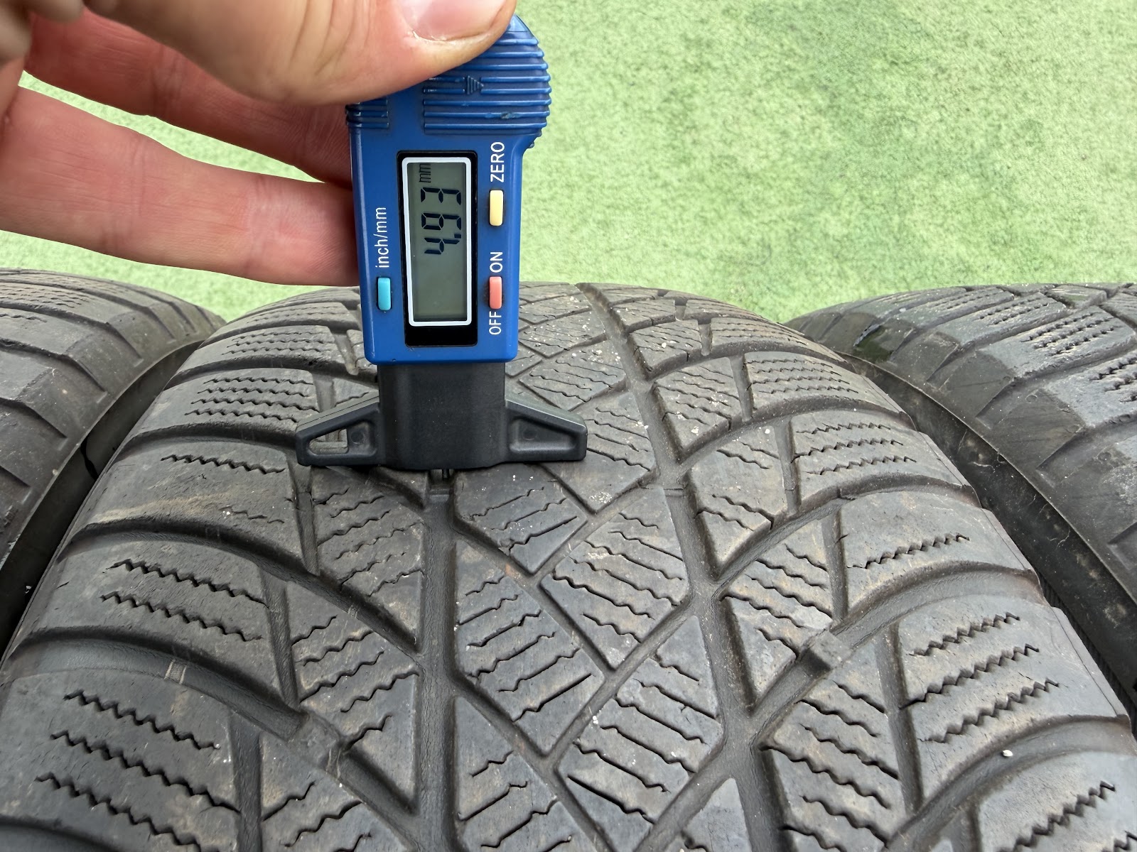 Bridgestone 225/60 R17 - Image 6