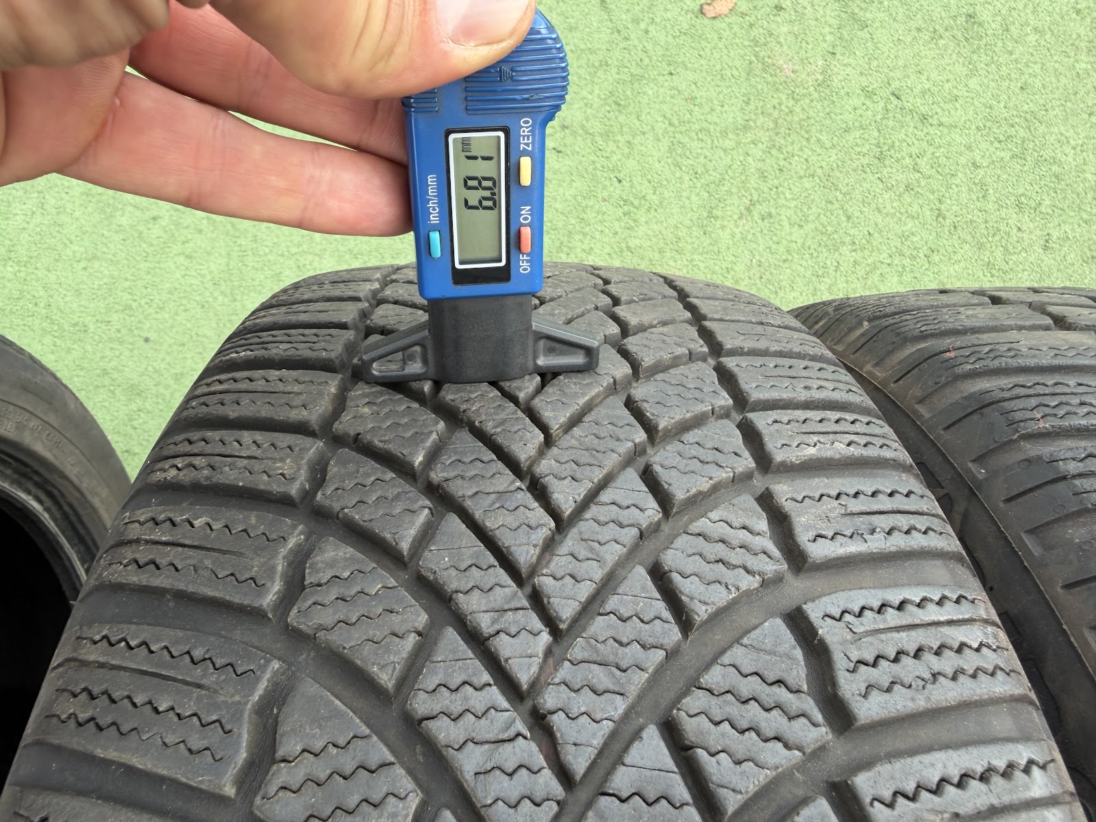 Bridgestone 205/50 R17 - Image 3