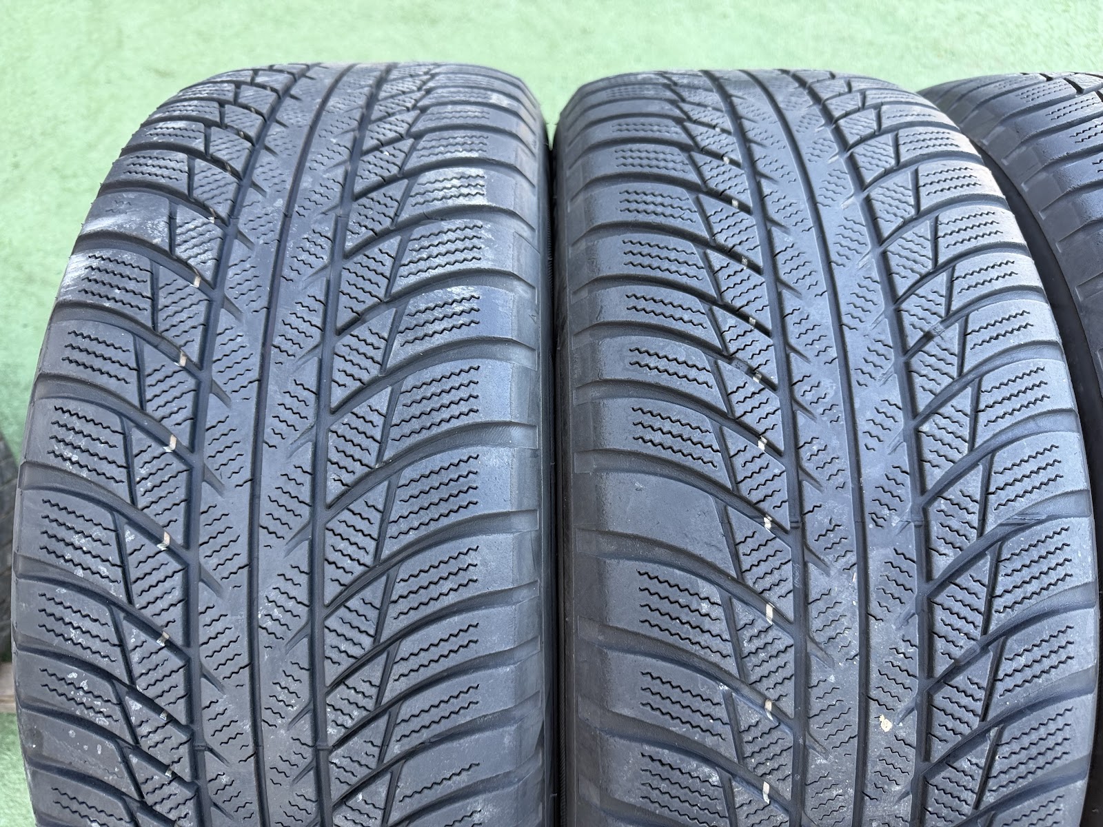 Bridgestone 215/55 R17 - Image 3