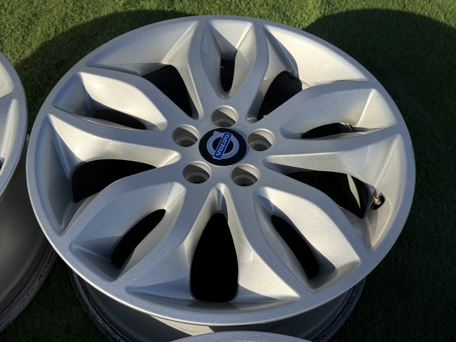 Volvo ORGINALUS - 8J, ET55 - Image 4