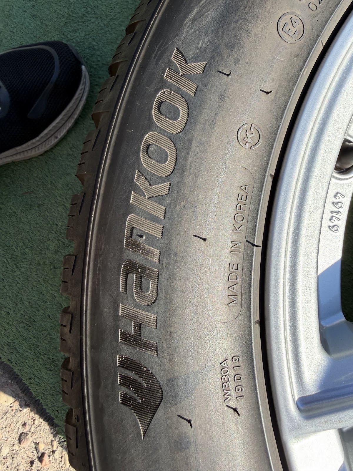 Hankook 225/55 R17 - Image 4