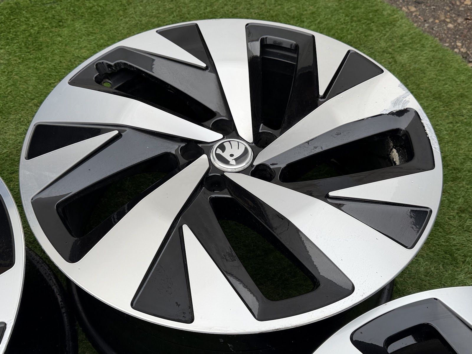 Skoda ENYAQ, 8J, ET45 ir 9J ET42 - Image 5