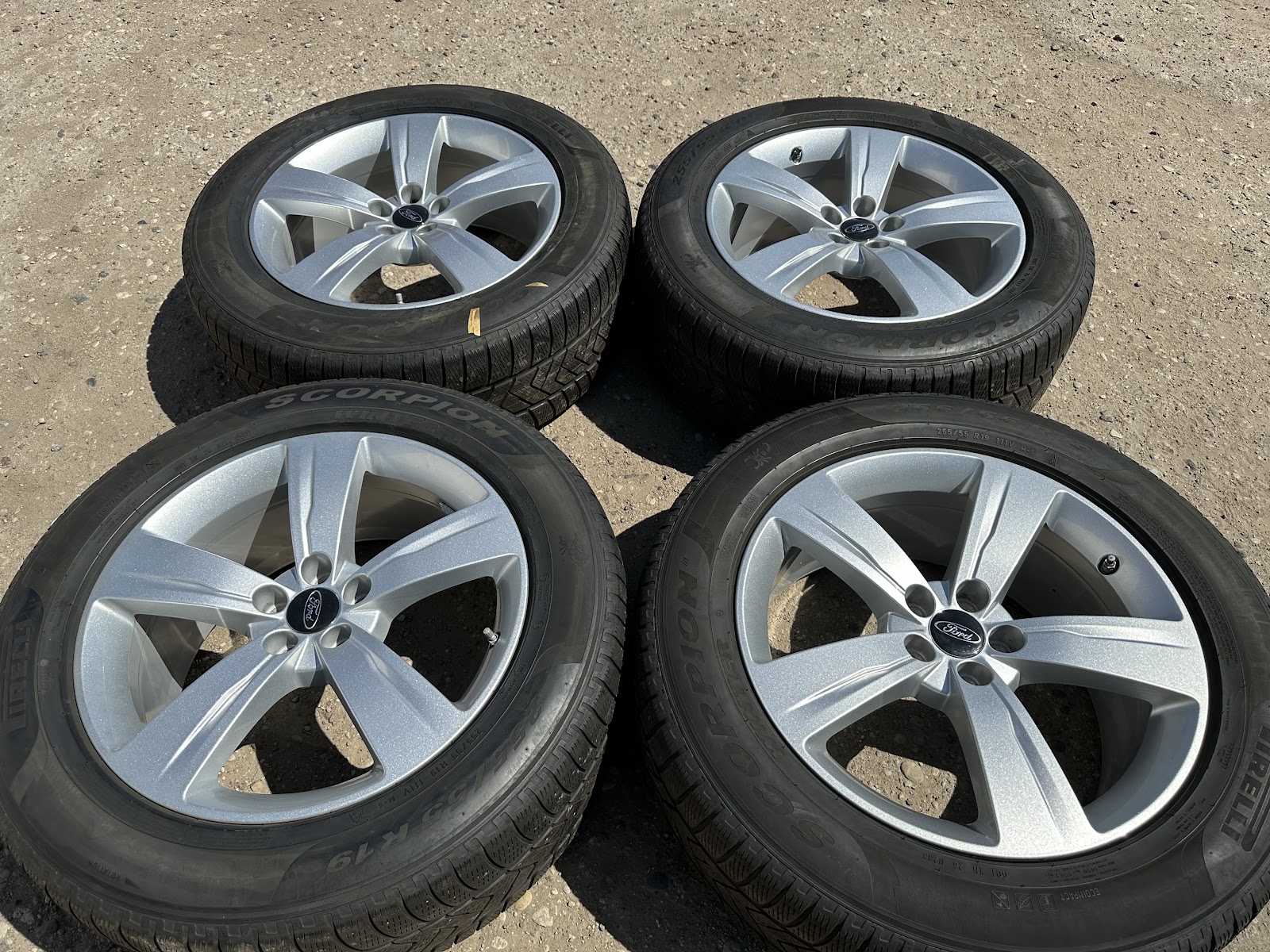 Ford ORGINALUS - 8,5J, ET45
