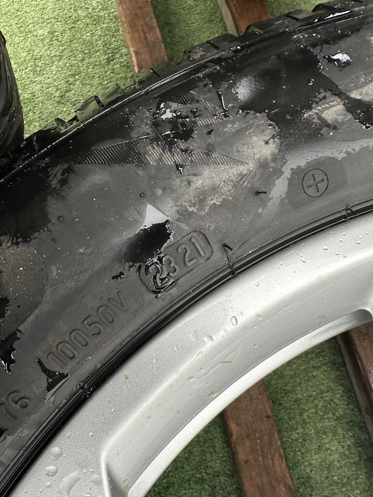 Bridgestone 235/55 R19 - Image 12