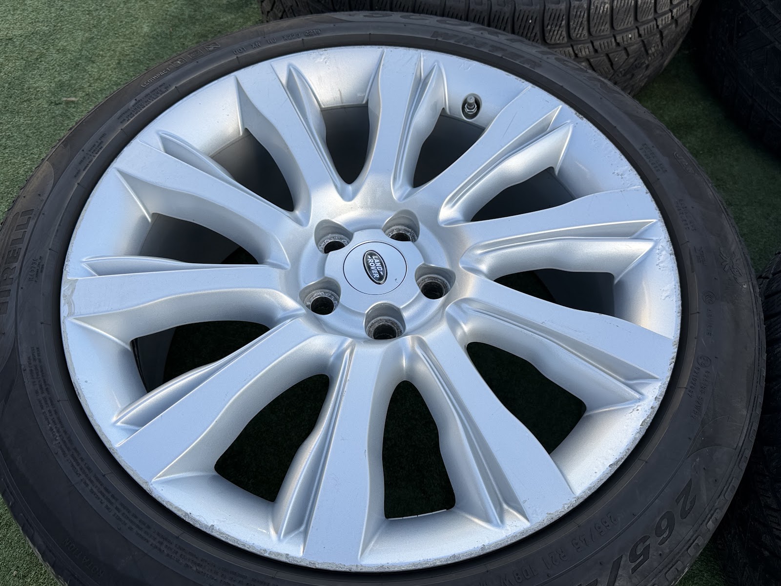 Land Rover R21 originalūs - Image 2