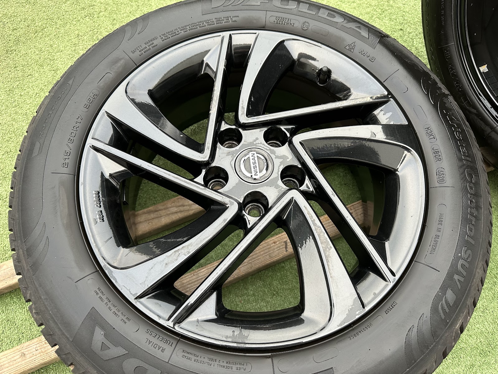 Fulda 215/60 R17 - Image 12