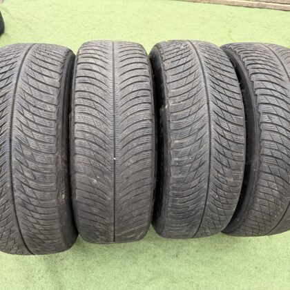Michelin 235/60 R18