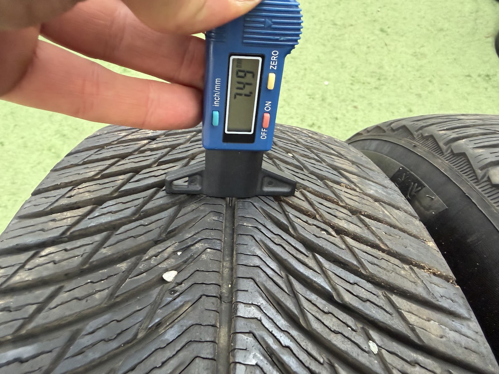 Michelin 235/60 R18 - Image 7