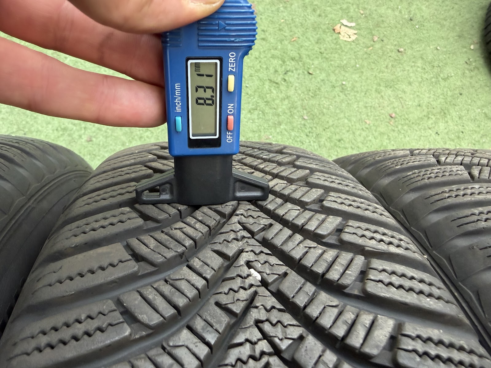 Uniroyal 195/60 R16 - Image 5
