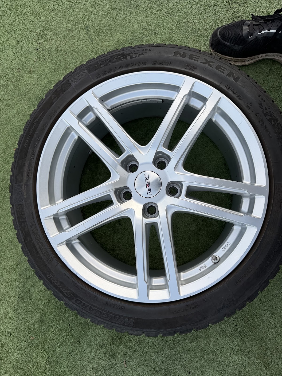 Nexen 235/45 R18 - Image 13