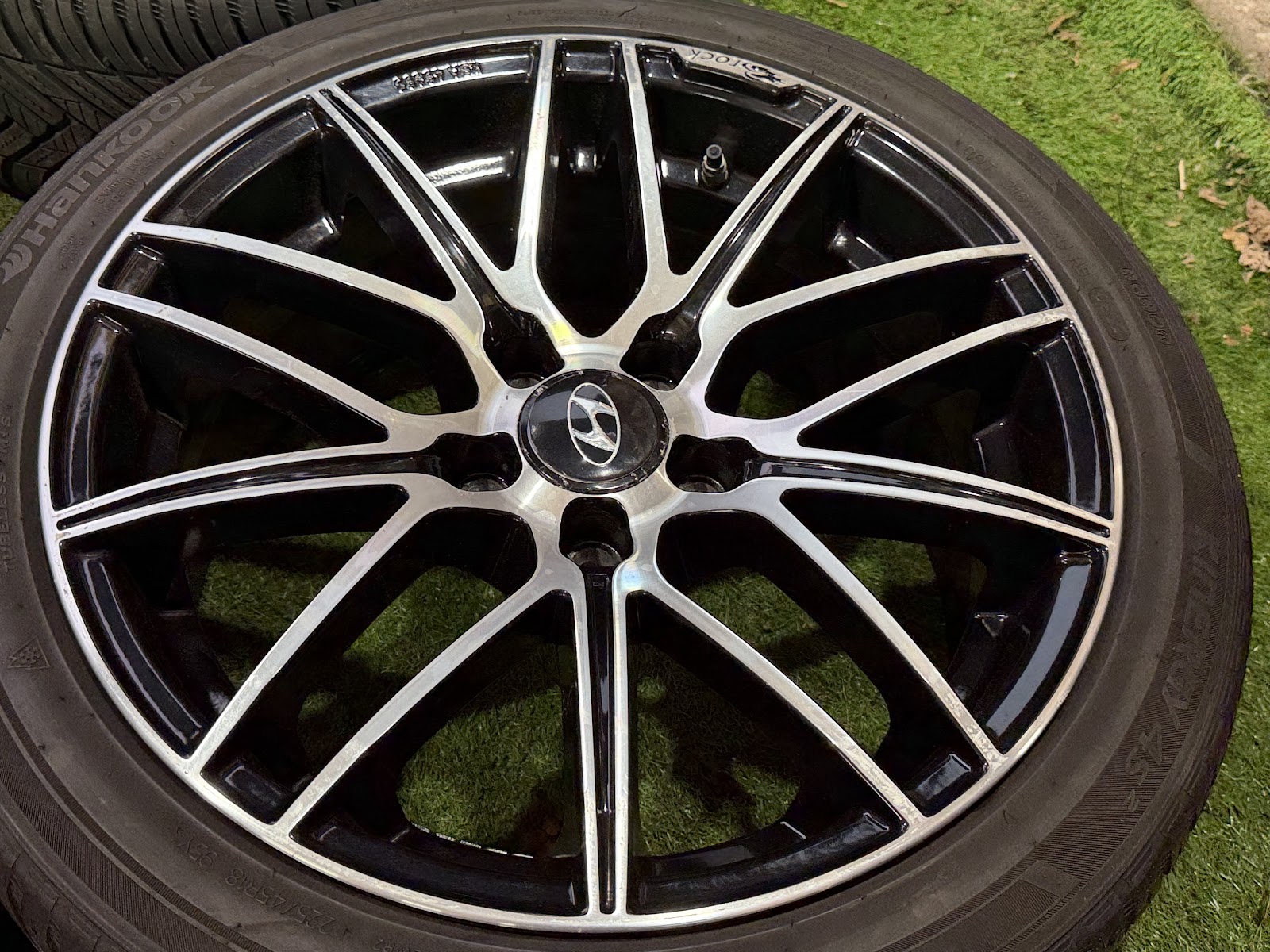 Hyundai 8j, ET35 - Image 3
