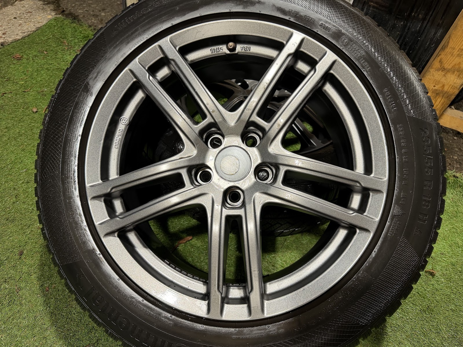 Continental 235/55 R18 - Image 8
