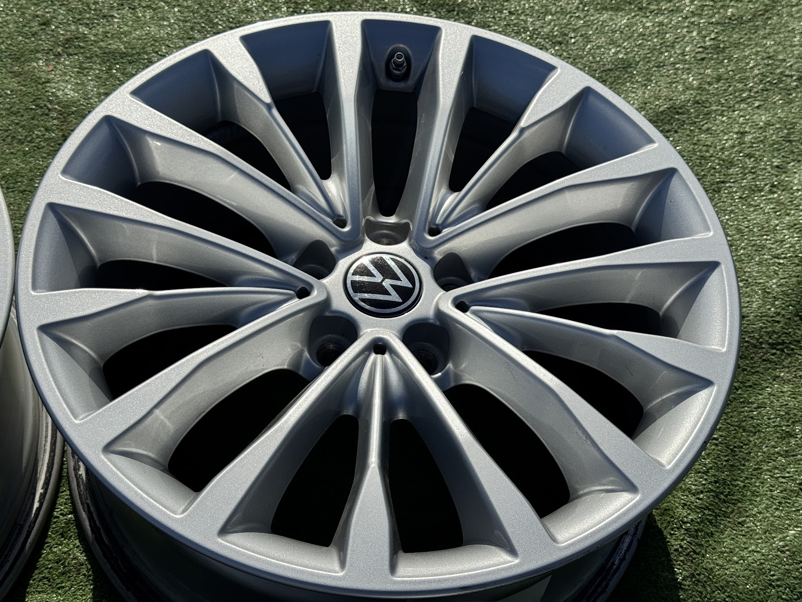 Volkswagen TIGUAN - 8J, ET30 - Image 4