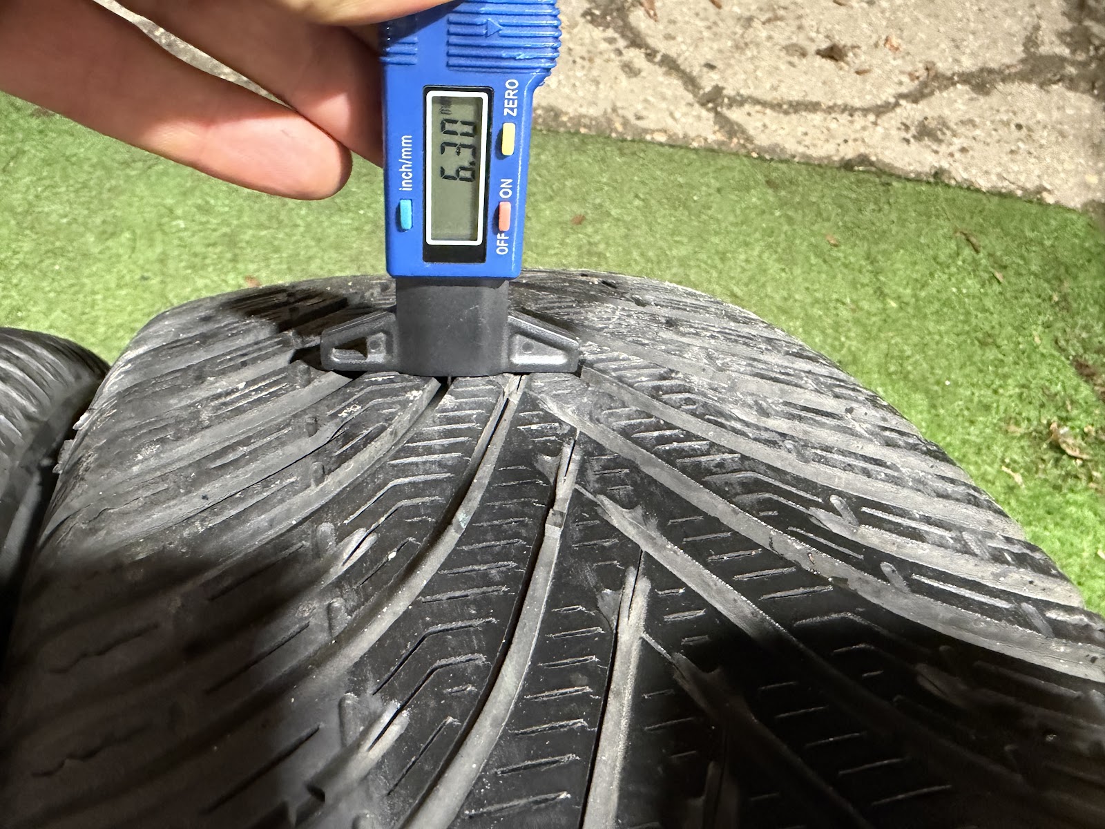 Nexen 215/55 R18 - Image 7