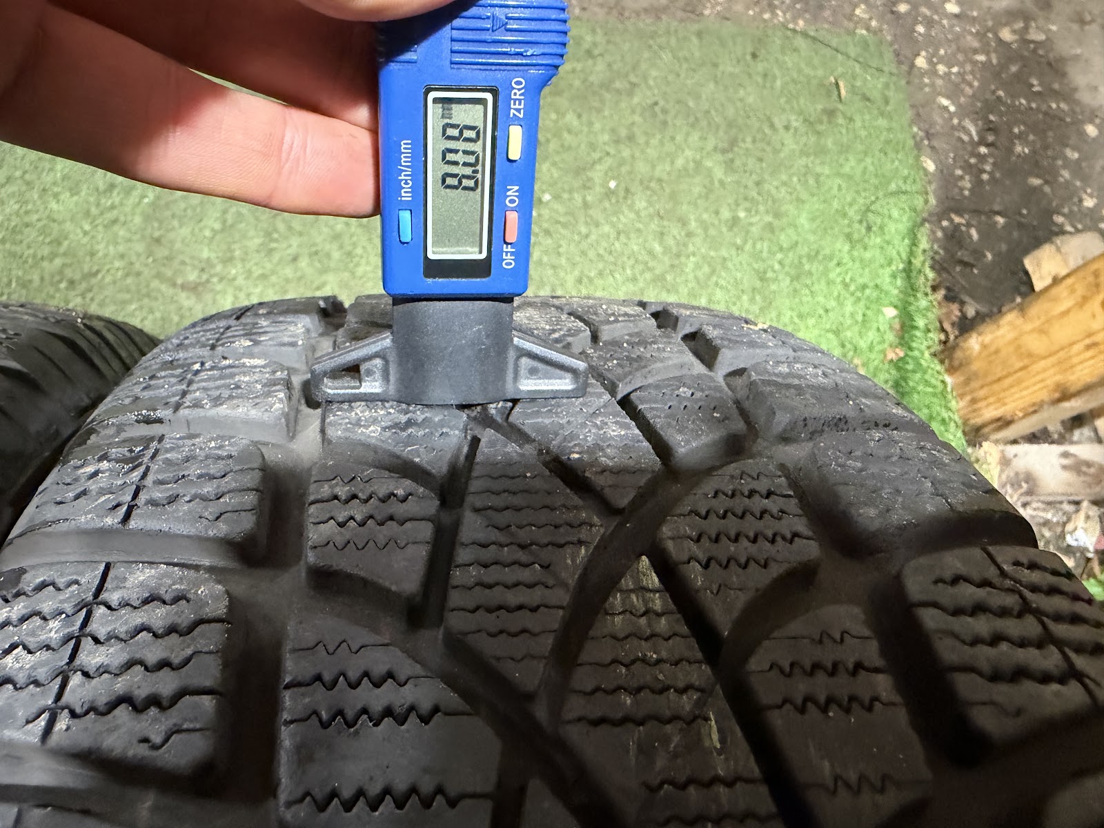 Dunlop 225/50 R18 - Image 4