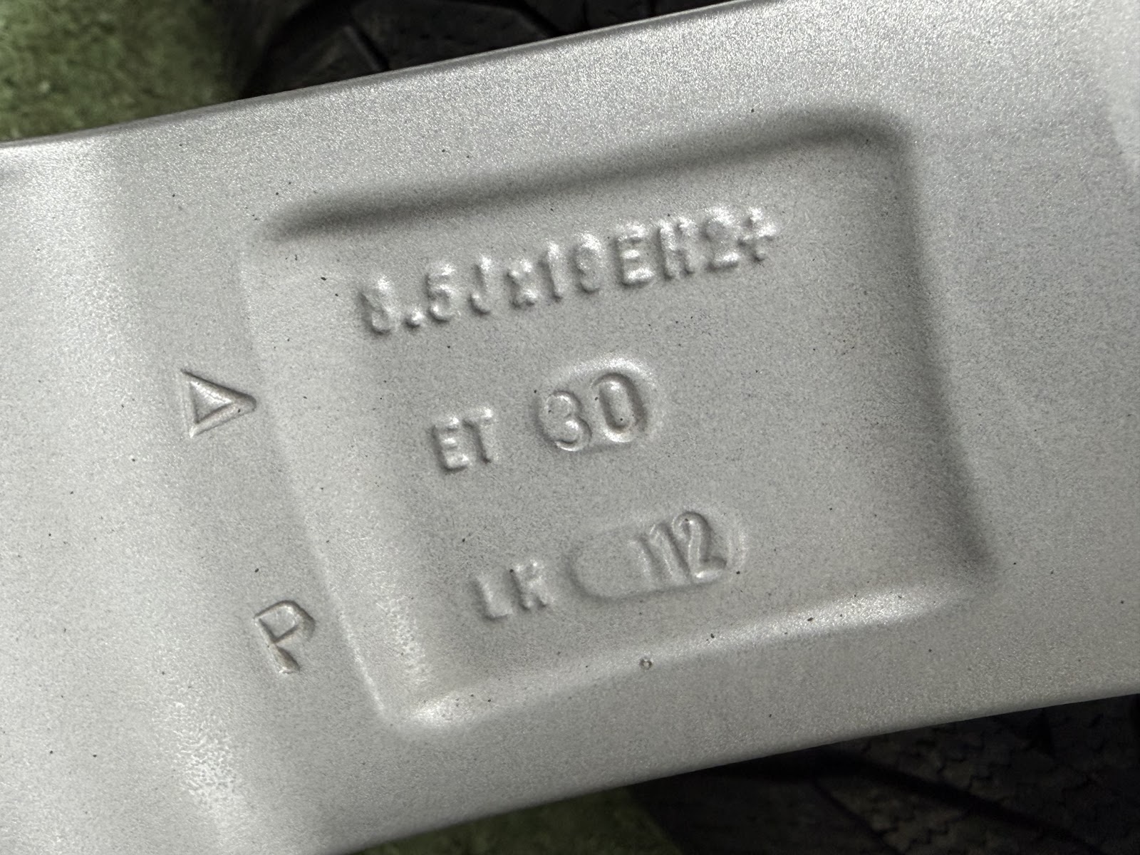 Volkswagen 8,5J ET30 - Image 8